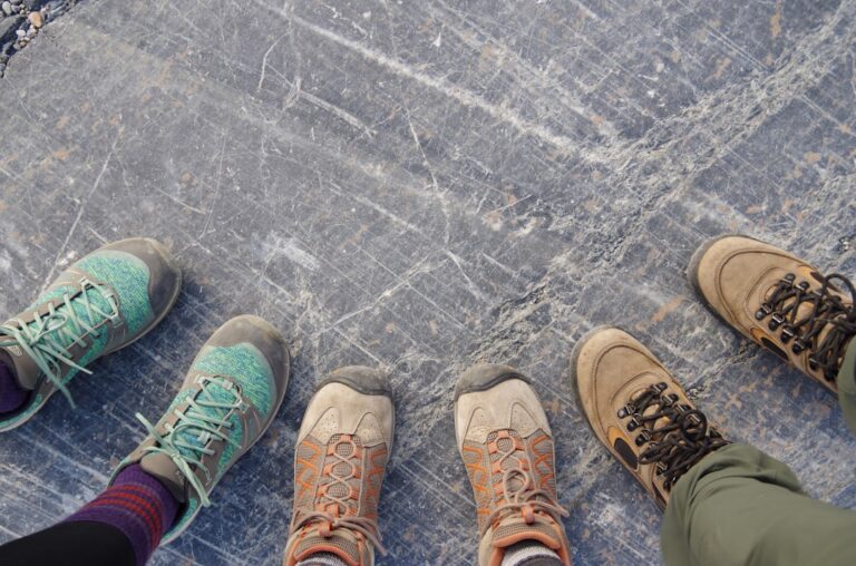 How to Choose the Right Hiking Equipment for You